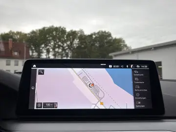 BMW 530 i HUD Kamera Leder AHK DrivingProf Innovatio