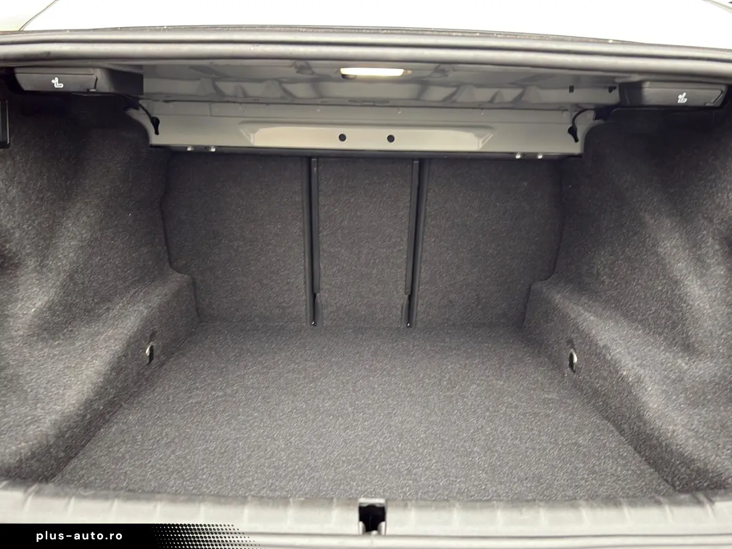 BMW 530 i HUD Kamera Leder AHK DrivingProf Innovatio