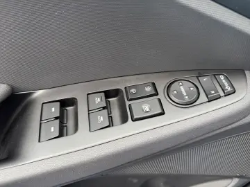 HYUNDAI IONIQ 1.6 HEV