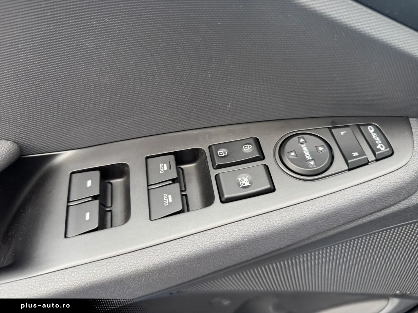 HYUNDAI IONIQ 1.6 HEV