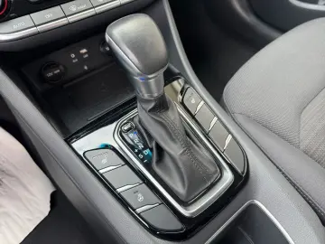 HYUNDAI IONIQ 1.6 HEV