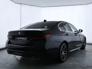 BMW 520 d MHD xDrive M Sport LED Navi 360  Leder ACC