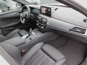 BMW 5 Limousine 520 d xDrive M Sport