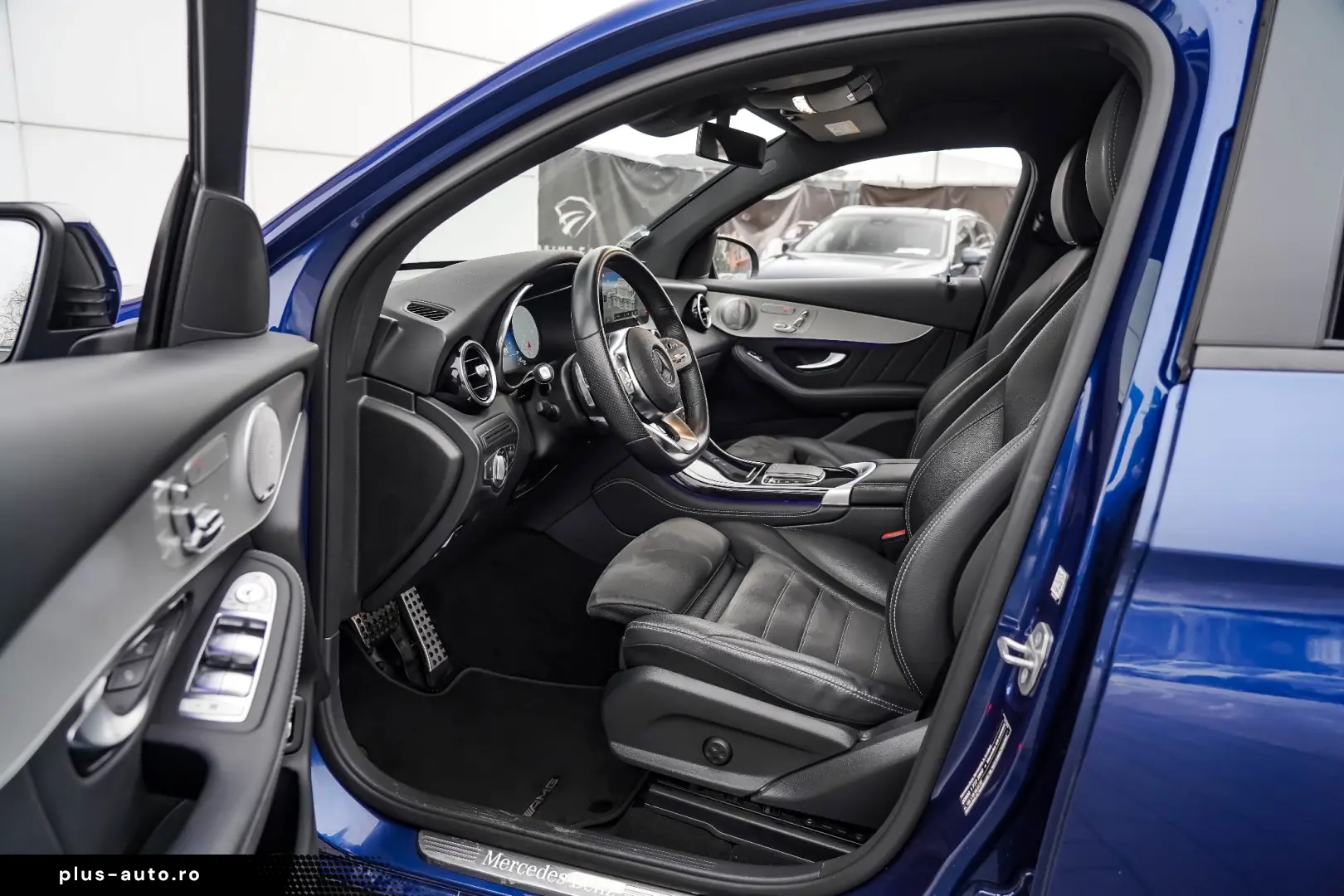 Mercedes-Benz GLC 300 e 4Matic 9G-TRONIC AMG Line