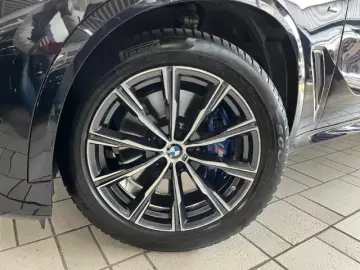 BMW X5 xDrive 40d A M Sport HUD ACC Laser