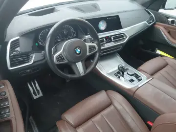 BMW X5 xDrive45e M Sport AHK Pano