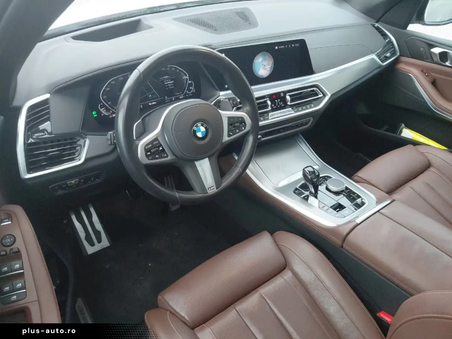 BMW X5 xDrive45e M Sport AHK Pano