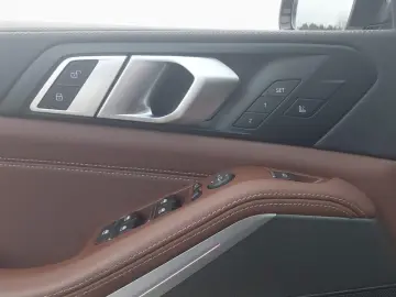 BMW X5 xDrive45e M Sport AHK Pano