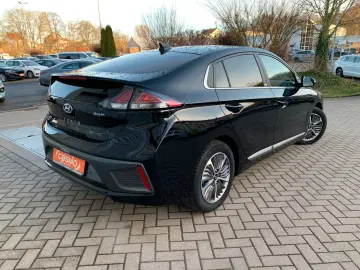 HYUNDAI Ioniq Style Plug-In Hybrid