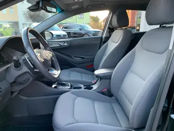 HYUNDAI Ioniq Style Plug-In Hybrid