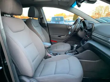 HYUNDAI Ioniq Style Plug-In Hybrid