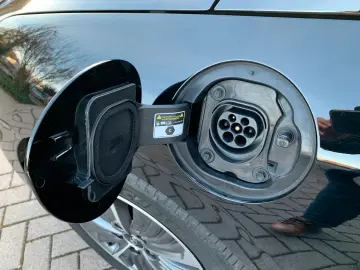 HYUNDAI Ioniq Style Plug-In Hybrid