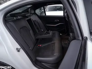 BMW Seria 3 320i Aut. M Sport