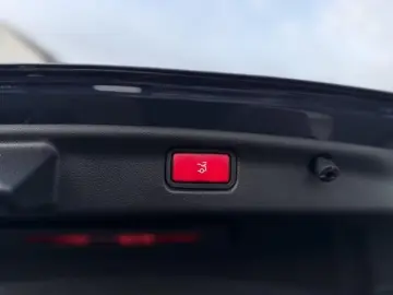 Mercedes-Benz C 300 d 9G-TRONIC