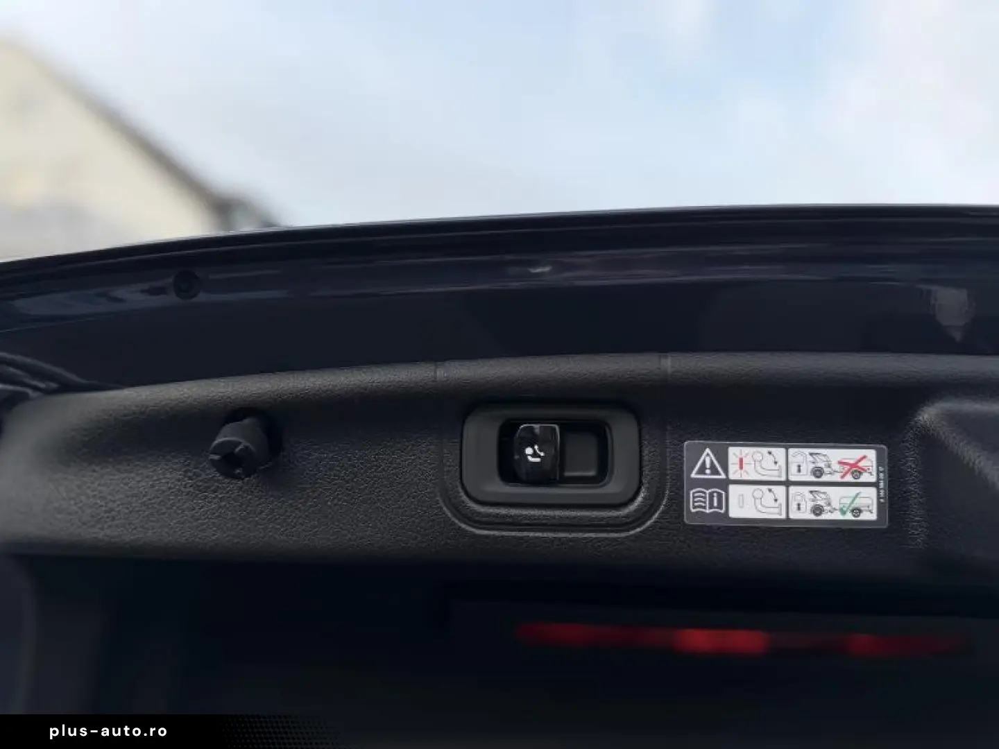 Mercedes-Benz C 300 d 9G-TRONIC