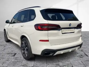 BMW X5 xDr30d M-Sport 360Kamera HUD
