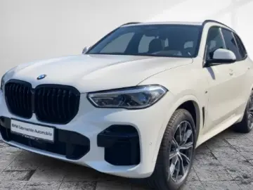 BMW X5 xDr30d M-Sport 360Kamera HUD