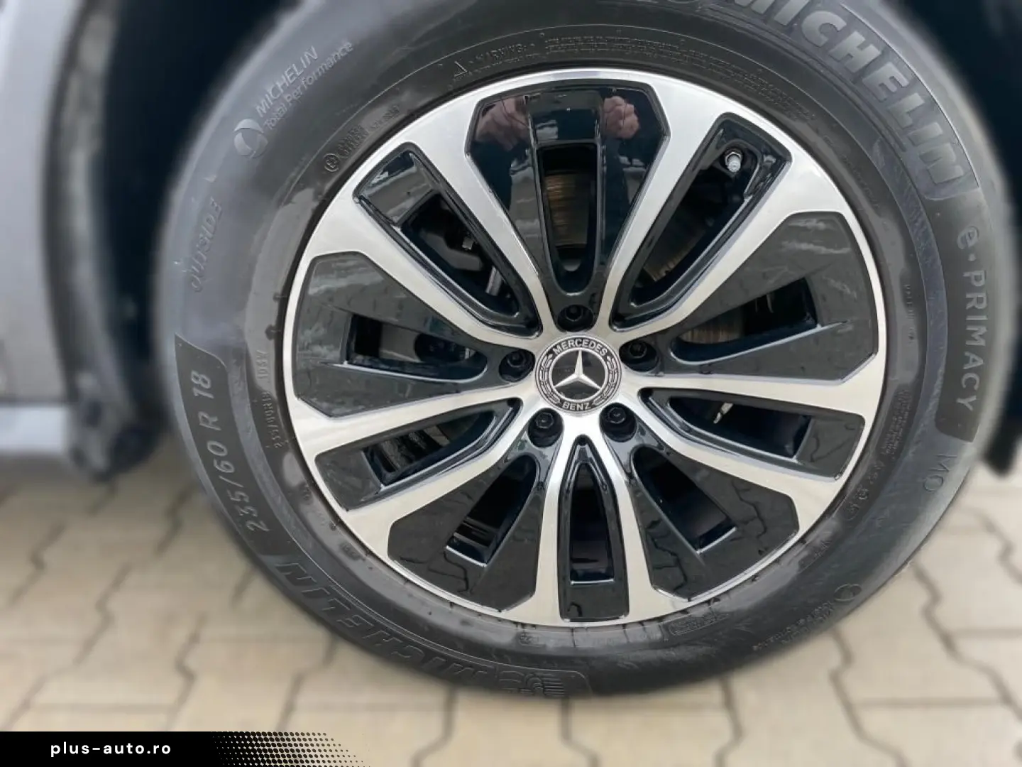 MERCEDES-BENZ GLC 220 d 4M