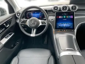 MERCEDES-BENZ GLC 220 d 4M