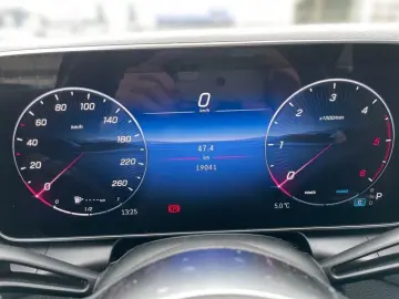 MERCEDES-BENZ GLC 220 d 4M