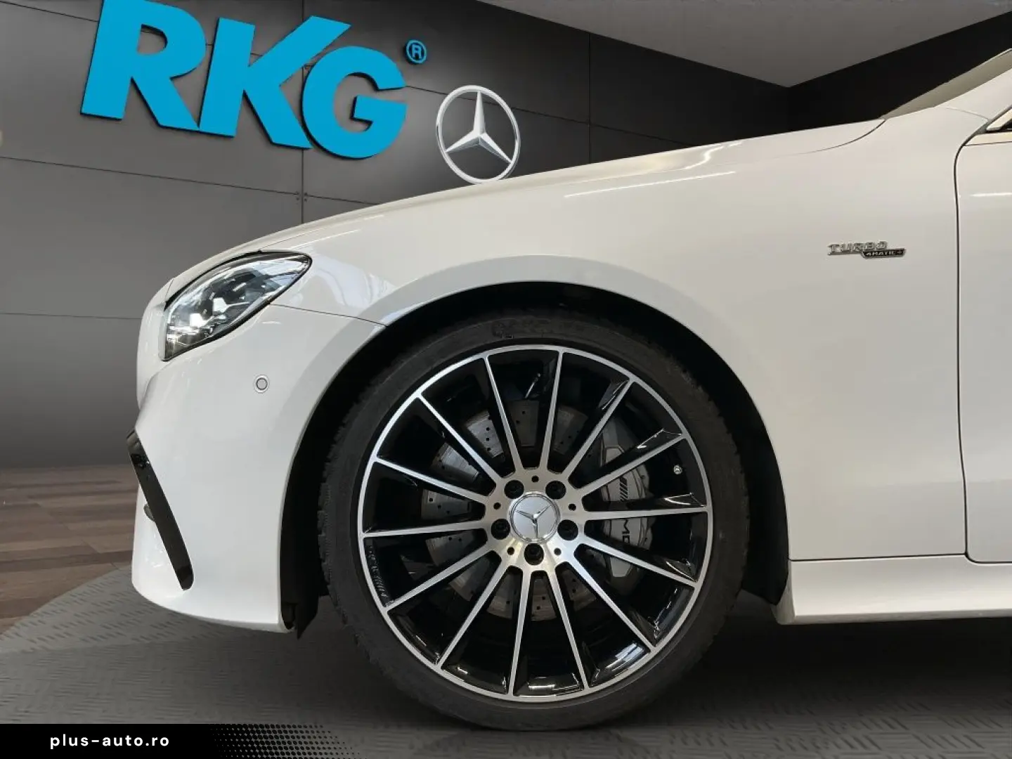 MERCEDES-BENZ E 53 AMG 4M  Cabrio NIGHT DISTRONIC BURMESTER