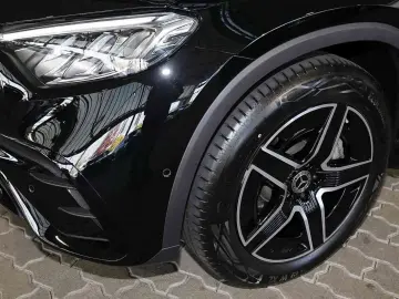 MERCEDES-BENZ GLC 200 4M AMG