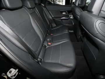 MERCEDES-BENZ GLC 200 4M AMG