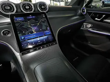 MERCEDES-BENZ GLC 200 4M AMG