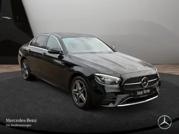 MERCEDES-BENZ E 300 de 4M AMG MBUX PANO FAHRASSIST LED 360