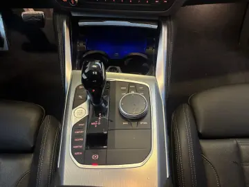 BMW M440i xDrive Gran Coupe AHK  HUD PaAss NAVI PDC