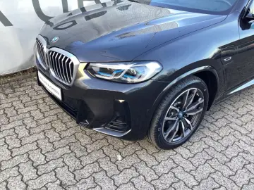 BMW X3 XDRIVE30E M Sportpaket HUD Panodach Navi Lede
