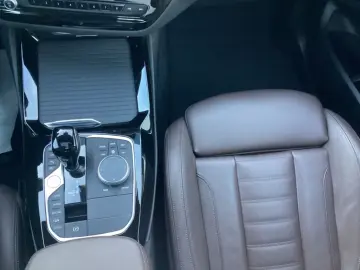 BMW X3 XDRIVE30E M Sportpaket HUD Panodach Navi Lede