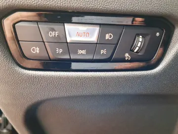 BMW 320e Limousine Navi Kamera Driv.Assist HiFi