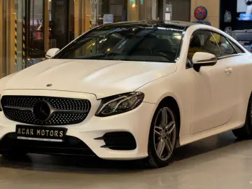 MERCEDES-BENZ E 300 Coupe weiss Matt Leder