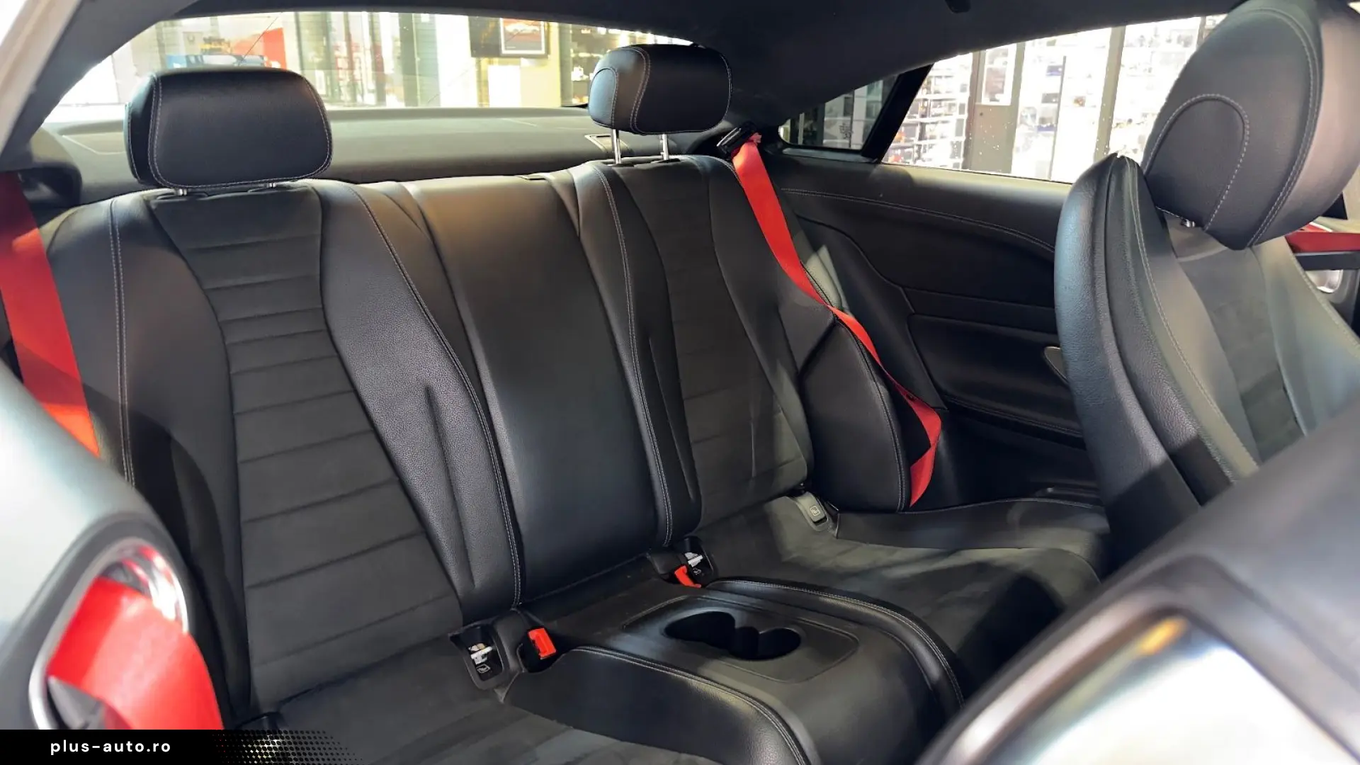 MERCEDES-BENZ E 300 Coupe weiss Matt Leder