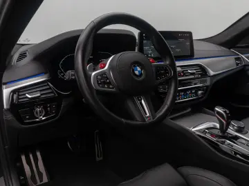 BMW M5 xD M Driver´s 360 DAB Belüftung MCarbKeramik