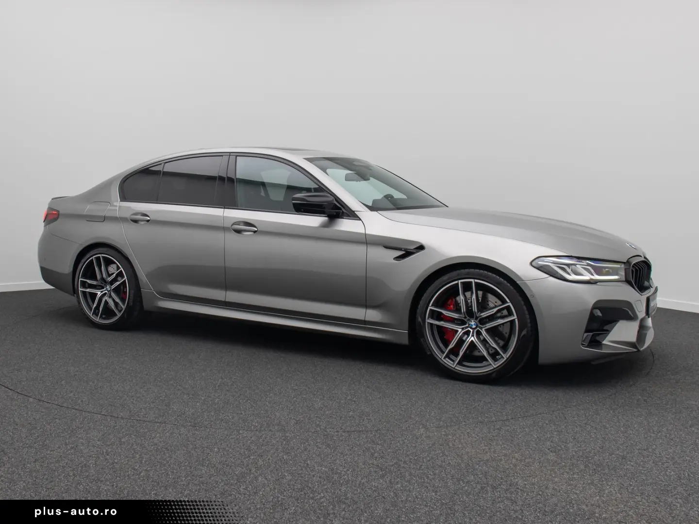 BMW M5 Competition 780PS 850NM 330km h Laser 360