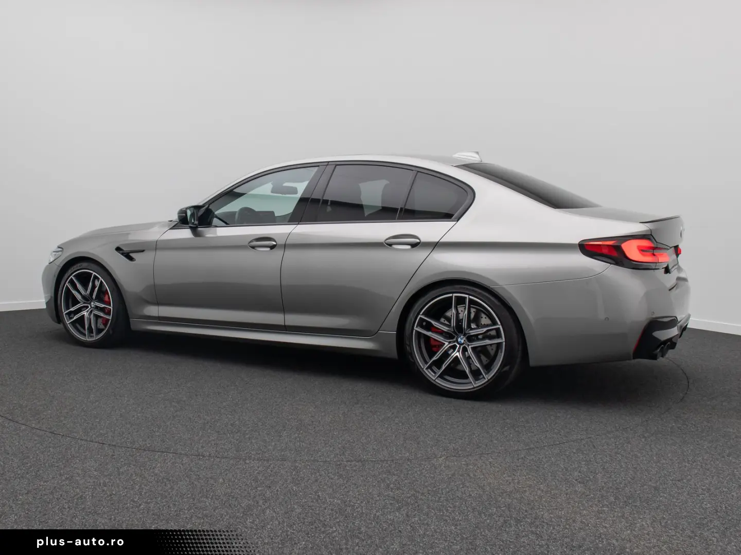 BMW M5 Competition 780PS 850NM 330km h Laser 360