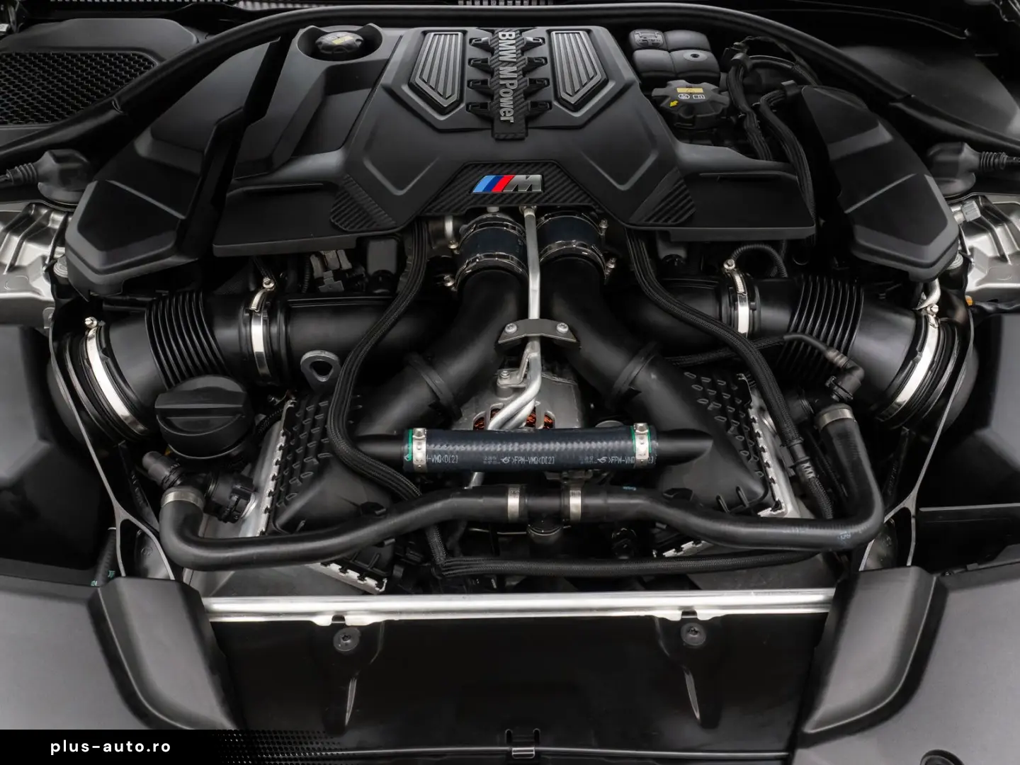 BMW M5 Competition 780PS 850NM 330km h Laser 360