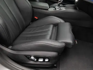 BMW M5 Competition 780PS 850NM 330km h Laser 360