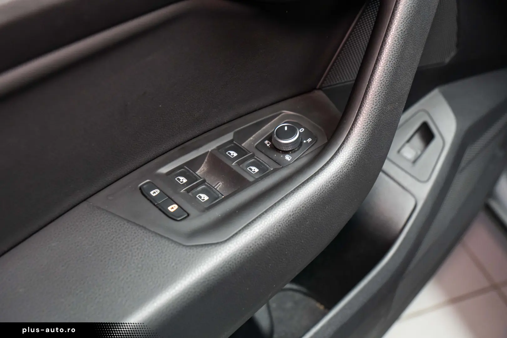 Touareg R-line 4Motion Pano Matrix