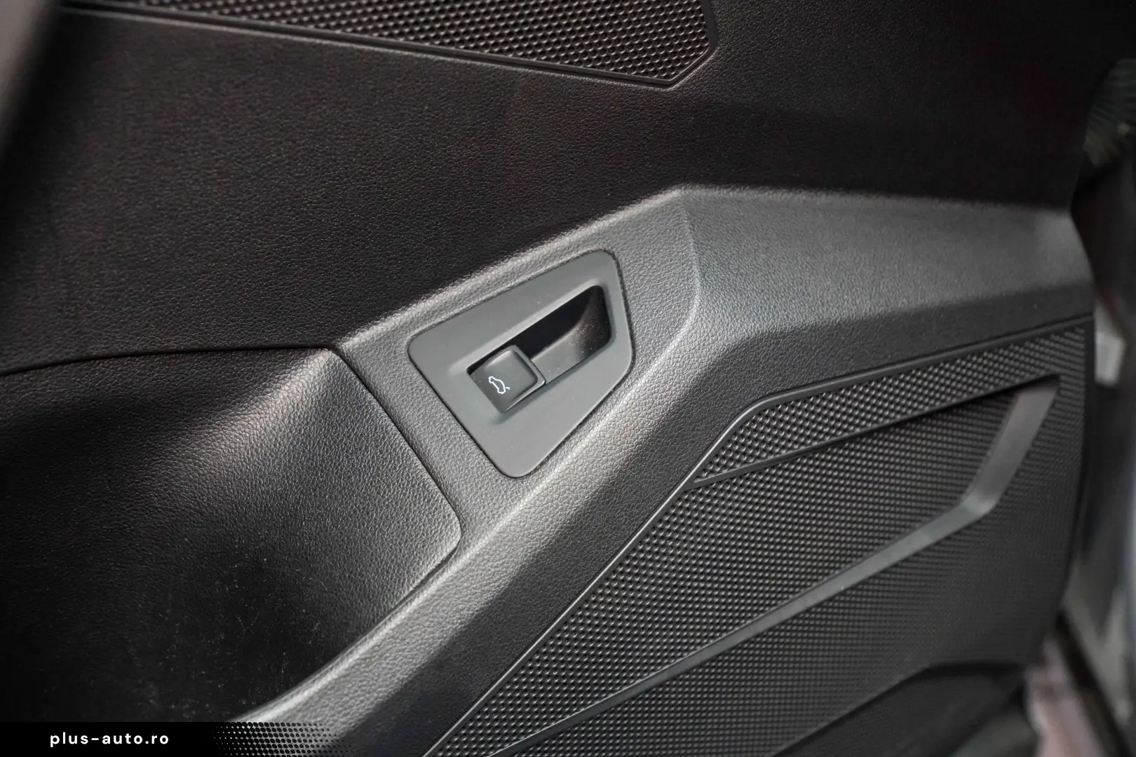 Touareg R-line 4Motion Pano Matrix