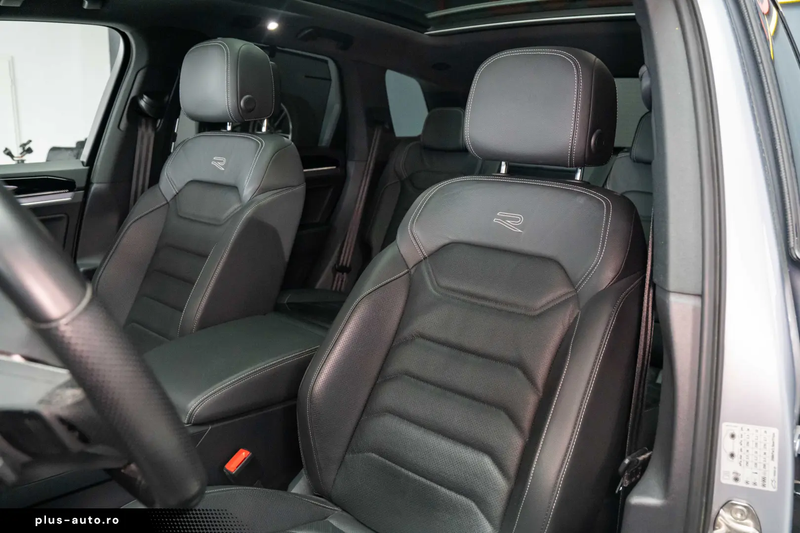 Touareg R-line 4Motion Pano Matrix