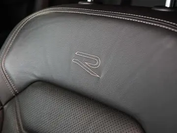 Touareg R-line 4Motion Pano Matrix