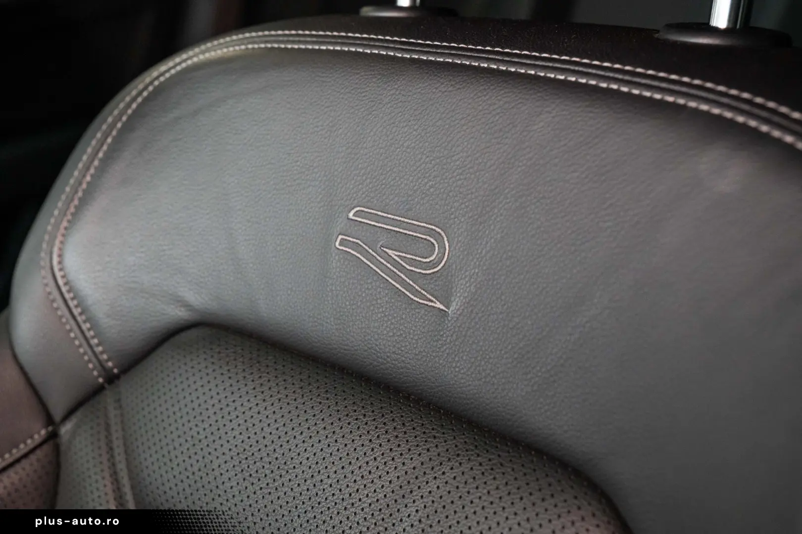 Touareg R-line 4Motion Pano Matrix