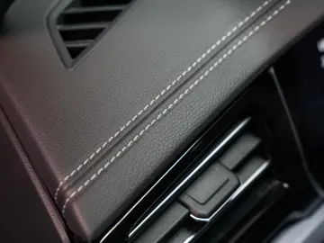 Touareg R-line 4Motion Pano Matrix