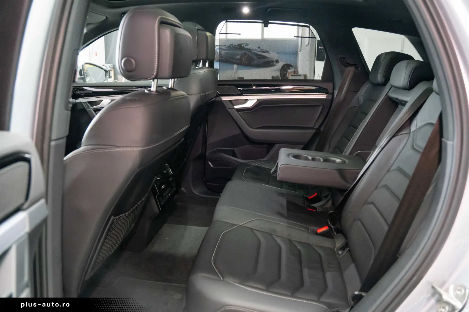 Touareg R-line 4Motion Pano Matrix