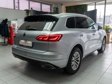 Touareg R-line 4Motion Pano Matrix