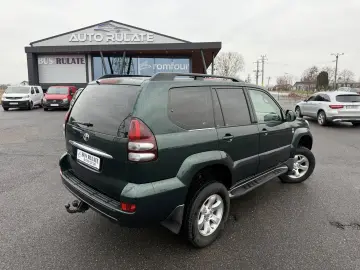 Toyota Land Cruiser J12