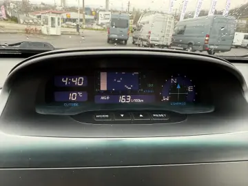 Toyota Land Cruiser J12